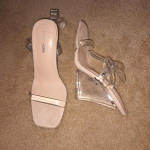 Clear wedges
